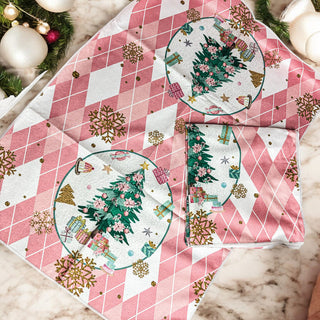 Pink Christmas table decor
Pink Christmas bathroom decor
Pink Christmas Towels
Pink Christmas hand towels