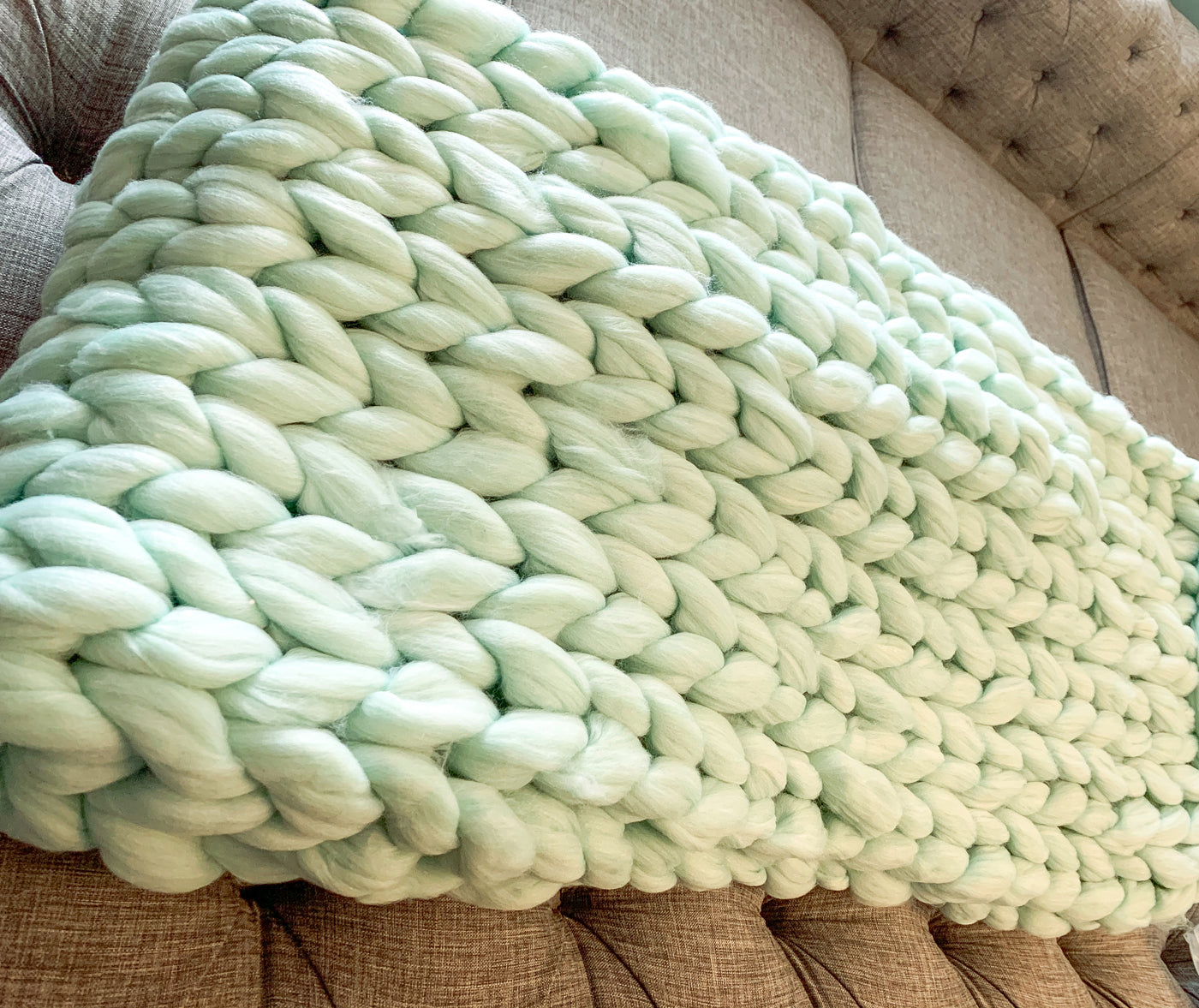 Chunky Knit Blankets - USA Made, Handmade – Gia Roma